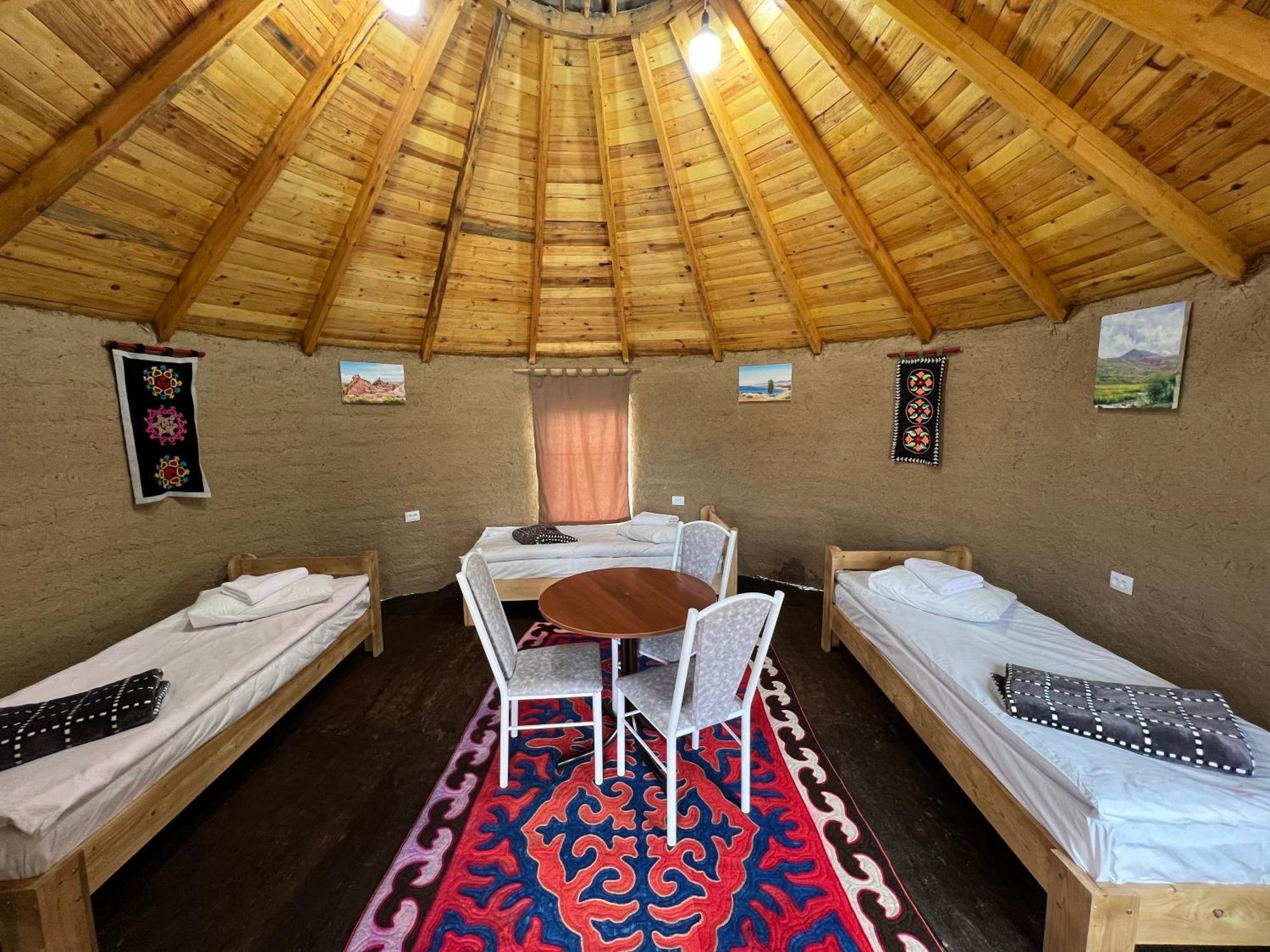 Bosogo Yurt Camp Hotell Bokonbayevo Eksteriør bilde