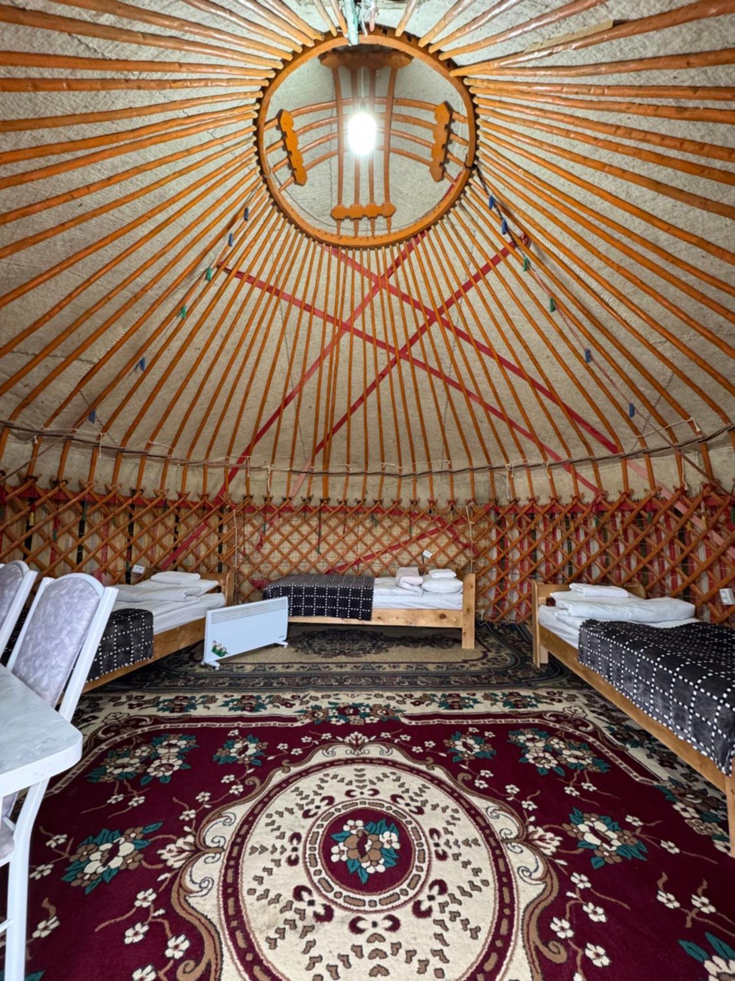 Bosogo Yurt Camp Hotell Bokonbayevo Eksteriør bilde