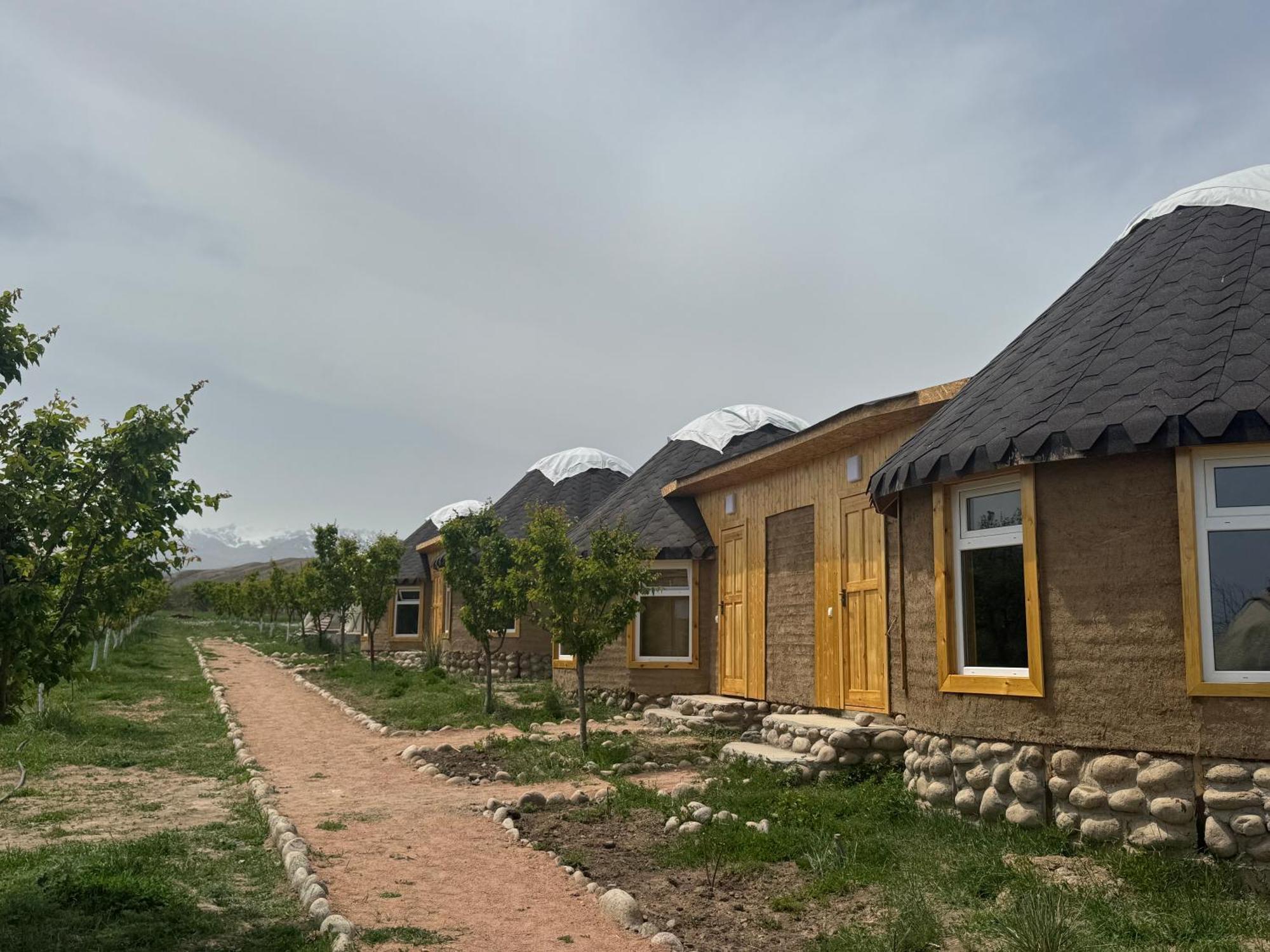 Bosogo Yurt Camp Hotell Bokonbayevo Eksteriør bilde
